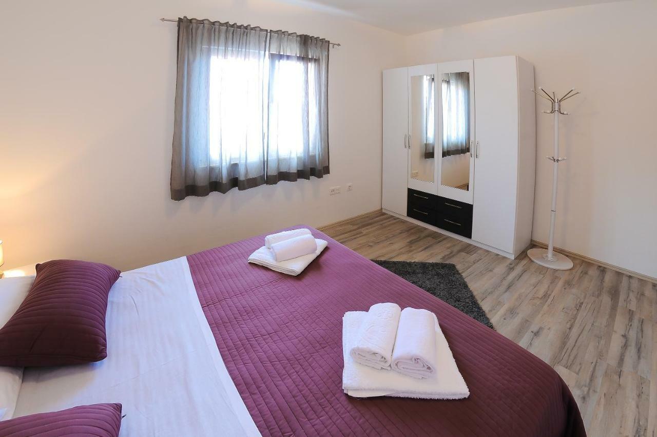 Apartment Petar Kastela Ngoại thất bức ảnh